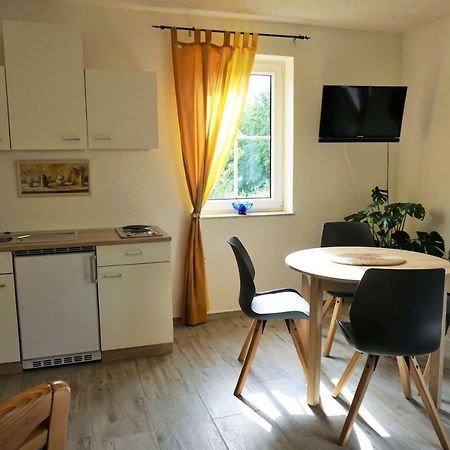 Pension Am Deich Kroslin Bagian luar foto
