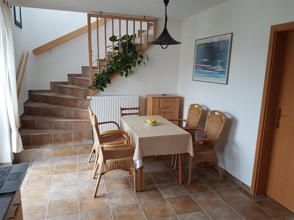 Pension Am Deich Kroslin Bagian luar foto